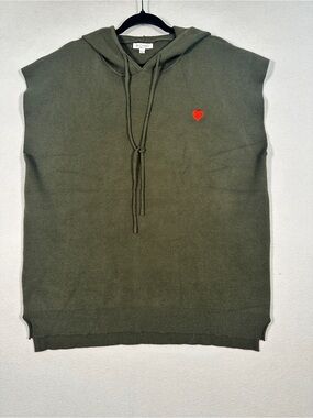 Braciano Olive Green Sleeveless Hooded Sweater with Red Heart